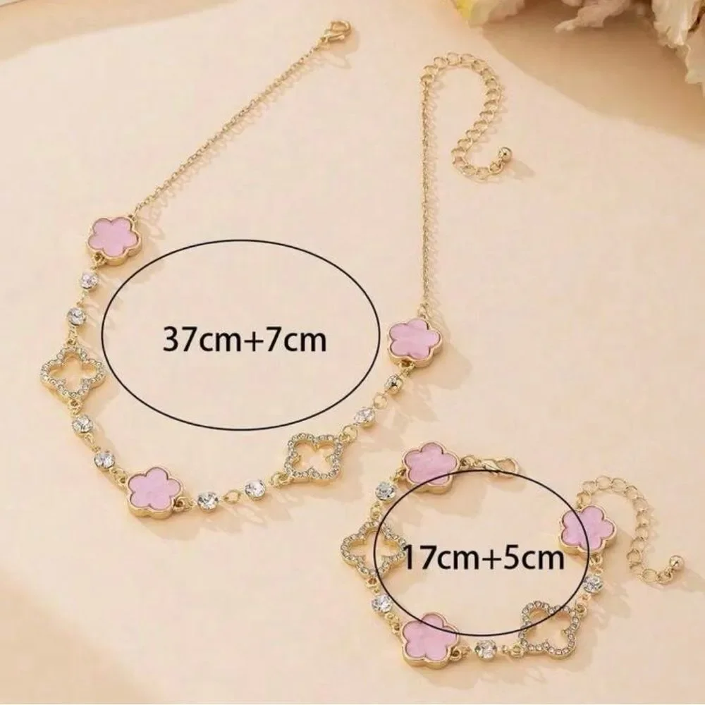 NEW! *French Girl* Fun Flirty Parisienne-Style Necklace & Bracelet